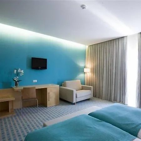 Hotel Praia Szálloda Nazaré