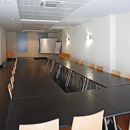מלון Hotel Praia 4*